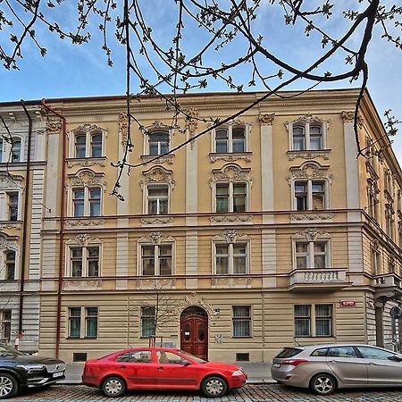 Apartment Na Kozacce 6 Praag Buitenkant foto