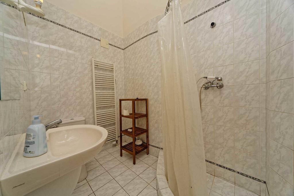 Apartment Na Kozacce 6 Praag Buitenkant foto