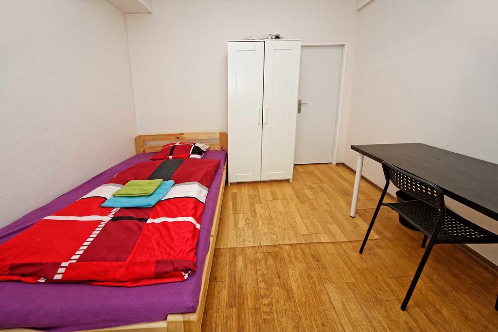 Apartment Na Kozacce 6 Praag Buitenkant foto