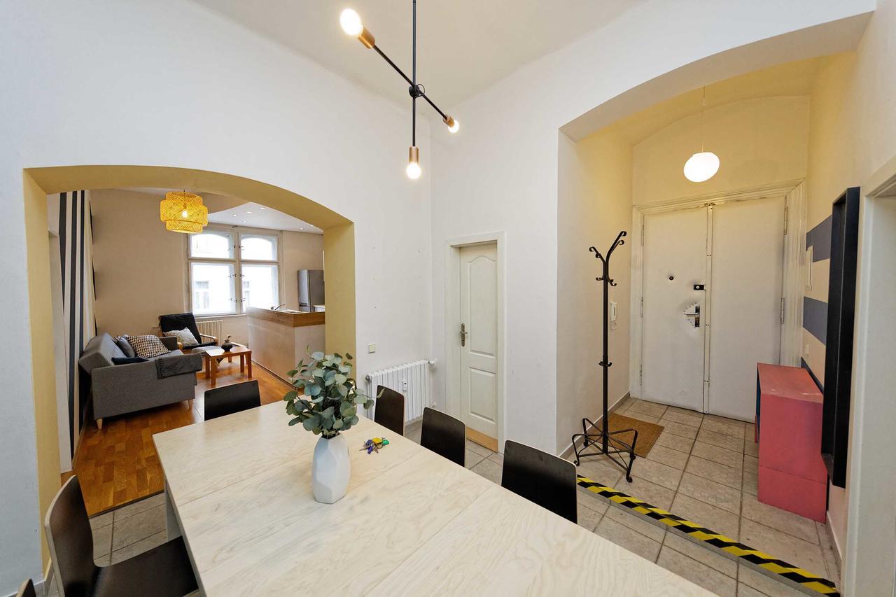 Apartment Na Kozacce 6 Praag Buitenkant foto