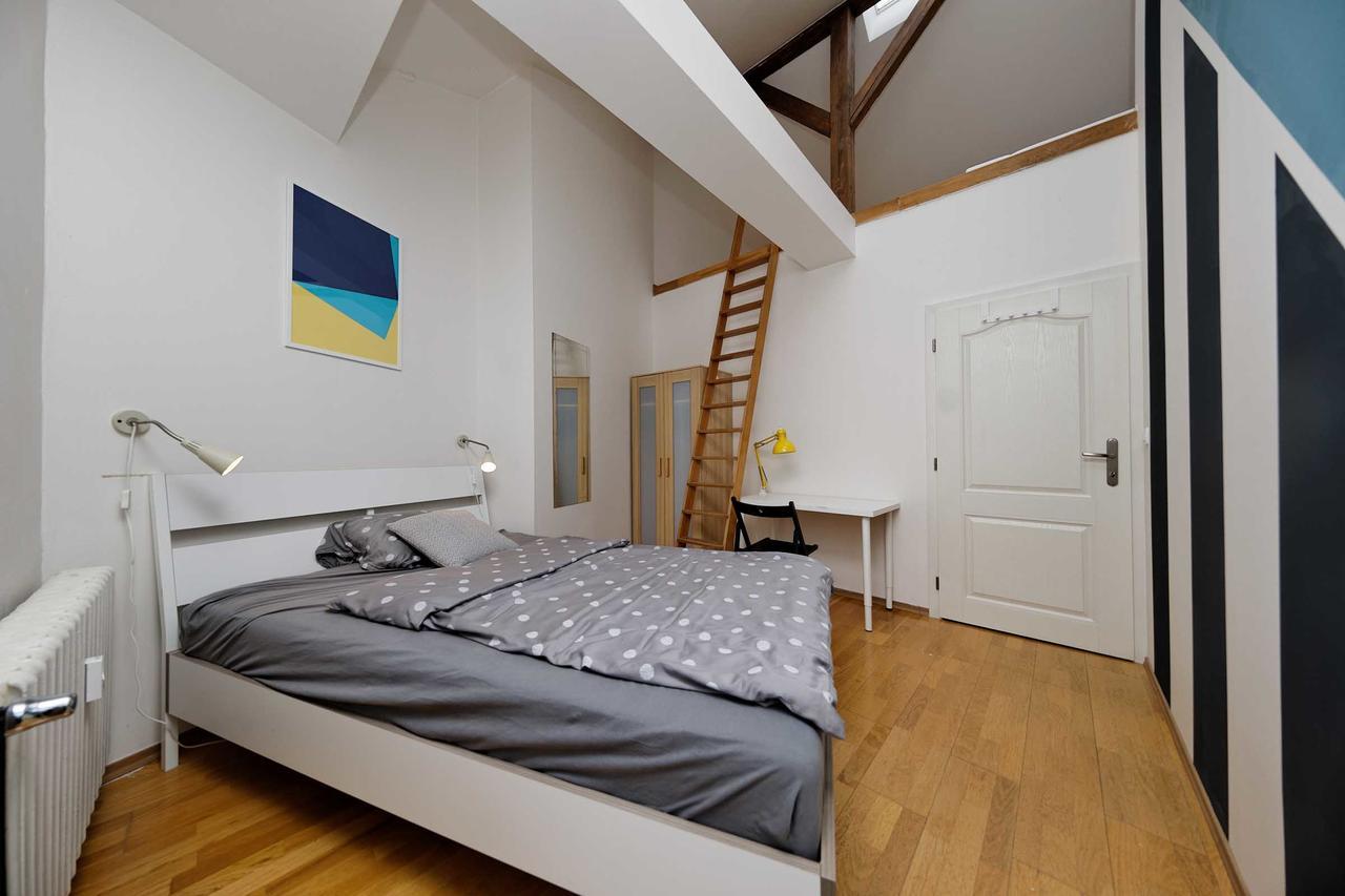 Apartment Na Kozacce 6 Praag Buitenkant foto