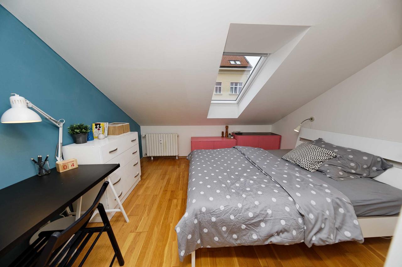 Apartment Na Kozacce 6 Praag Buitenkant foto