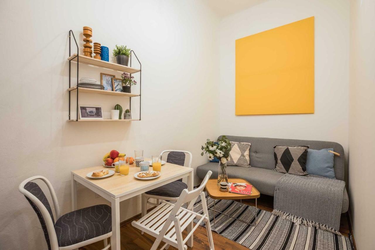 Apartment Na Kozacce 6 Praag Buitenkant foto