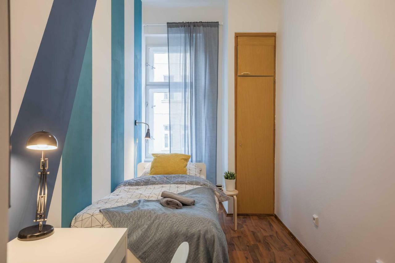 Apartment Na Kozacce 6 Praag Buitenkant foto