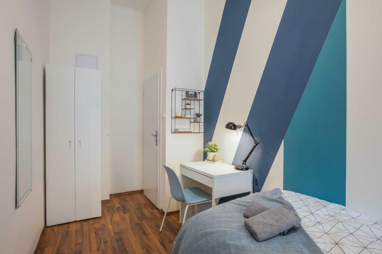 Apartment Na Kozacce 6 Praag Buitenkant foto